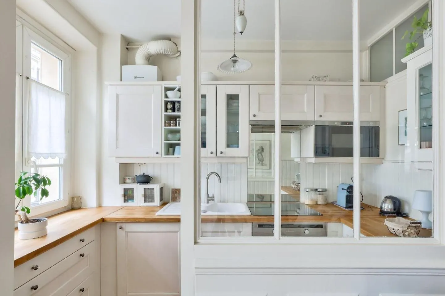 Apartamento Stunning Parisian 1Br Flat Near Sacre-Coeur