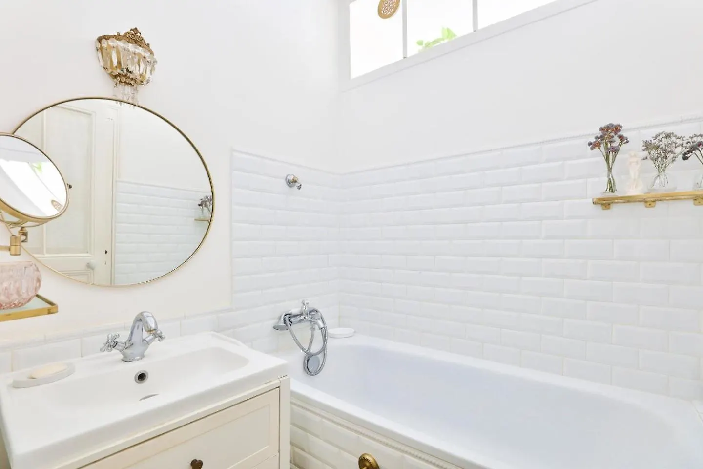 Apartamento Stunning Parisian 1Br Flat Near Sacre-Coeur